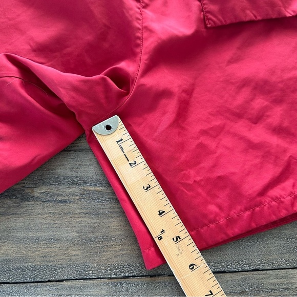 Nike size Medium Red Woven Flow LT Athletic Shorts Mesh Lined Activewear Planets - Picture 7 of 9